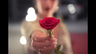 3tatni Warda Hamra عطتني وردة حمرة 