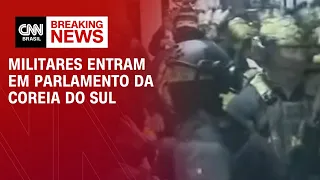 Militares entram em Parlamento da Coreia do Sul | BASTIDORES CNN