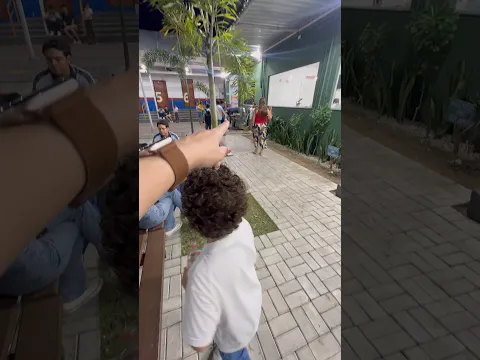 Tem que jogar no lixo #shortsvideo #criança