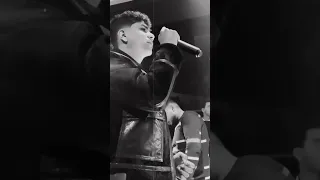 جايين في وقت مناسب 