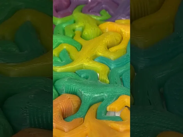 Tessellating Escher Lizards video thumbnail