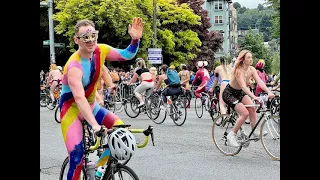SEATTLE FREMONT SUMMER SOLSTICE PARADE with PAINTED CYCLISTS June 18, 2022