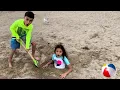 Download Lagu Heidi dan Zidane bermain di Taman Air dan pantai dan menemukan Harta Karun Bajak Laut