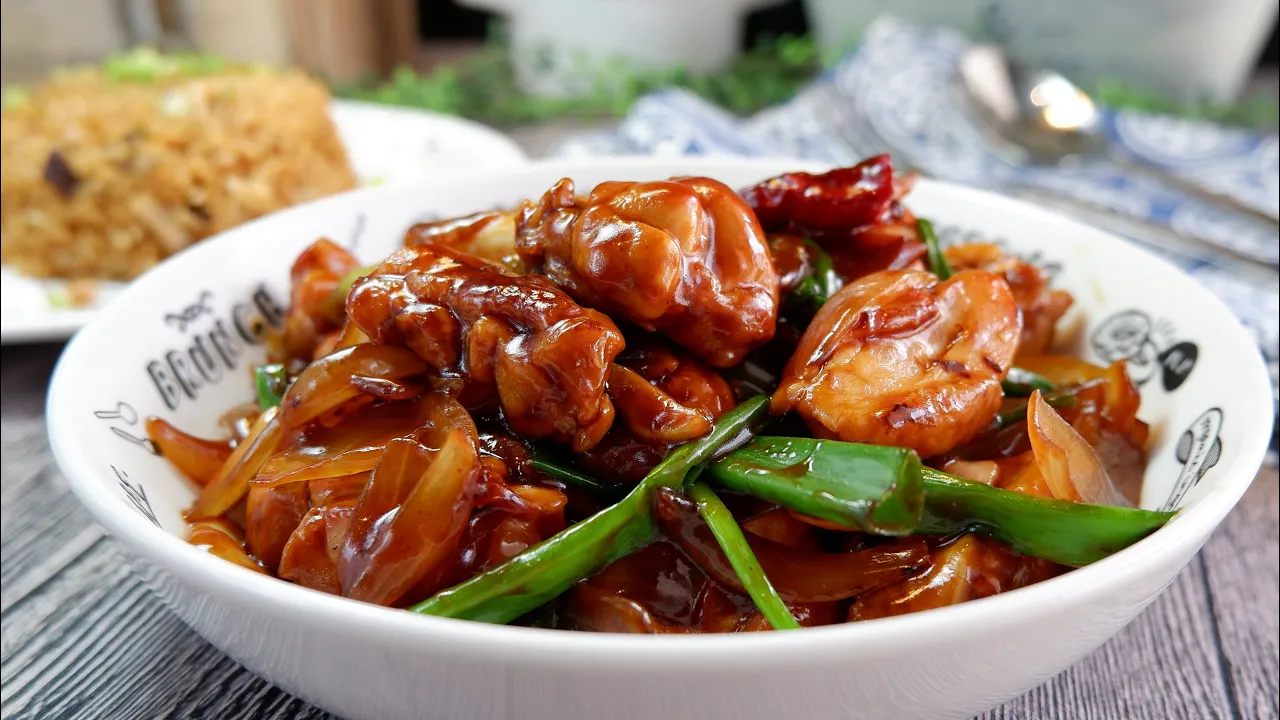 Another Super Easy Chinese Chicken w/ Onions in Oyster Sauce  Quick Chinese Stir Fry Recipe