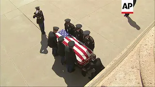 US Senator John McCain s casket arrives at Arizona Capitol