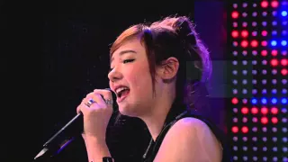 Download [Live Session] ปลิว (Away) - Ploychompoo (Jannine W) สยามเด็กเล่น สด MP3