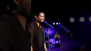 كذبة ورا كذبة ع مسرح قرطاج       وغنااء الجمهور بدال ناصيف      دندنها