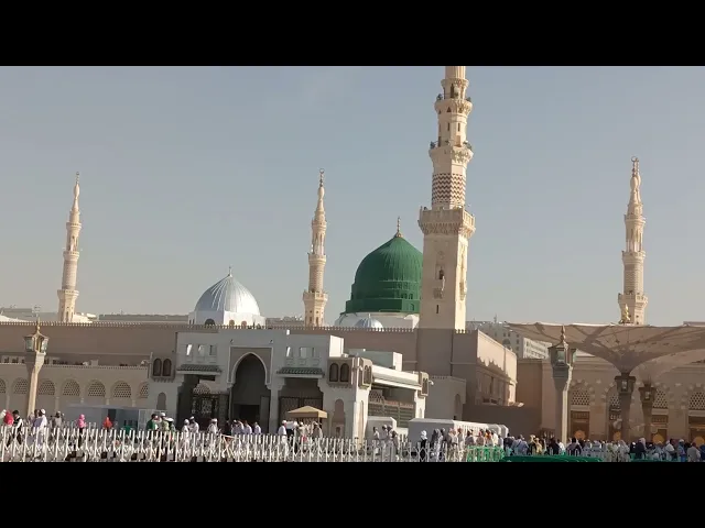 ⁣دعوات من القلب لجميع المشتركين والمتابعين عند قبر الشفيع ابي الزهراء ص