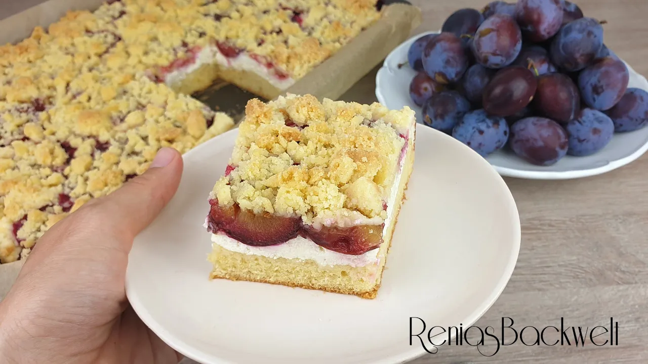 
          
          
          
            
            Einfacher Blechkuchen mit Zwetschgen, Quark & Streusel 🤗
          
        . 