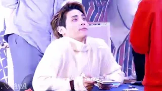 تصميم حزين لــ جونغهيون لــازلــت اراك ولــسـت ارى 