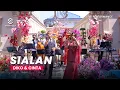 Download Lagu SIALAN - JUICY LUICY \u0026 ADRIAN KHALIF FEAT. MAHALINI -  LIVE PERFORMANCE - SYMPHONY ENTERTAINMENT