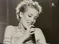 Ophélie Winter - Soon