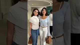 قدامي قمر قمر نارين و صفاء 