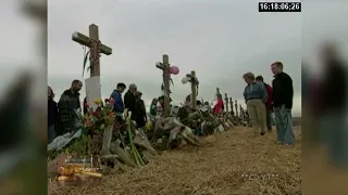 Columbine High School shooting victims memorial Harris Dylan Klebold memorial May 1999
