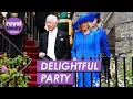 Download Lagu King and Queen host garden party in Holyrood Palace