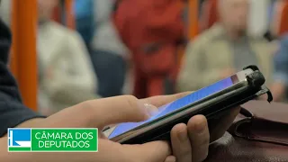 Projeto equipara assinatura digital ao reconhcimento de firma - 08/09/26