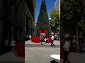 Download Lagu Suasana December menjelang natal di CBD Perth tepatnya di mall area.