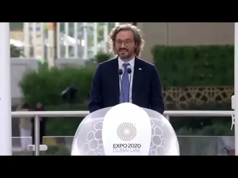 CAFIERO HABLANDO EN INGLu00c9S.