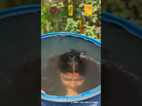Underwater Eating