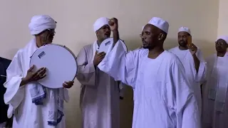 على الرسول يا قوم ما دمتو صلوا المادح الشيخ التاج الخليفة بانقا ليالي المولد النبوي الشريف 