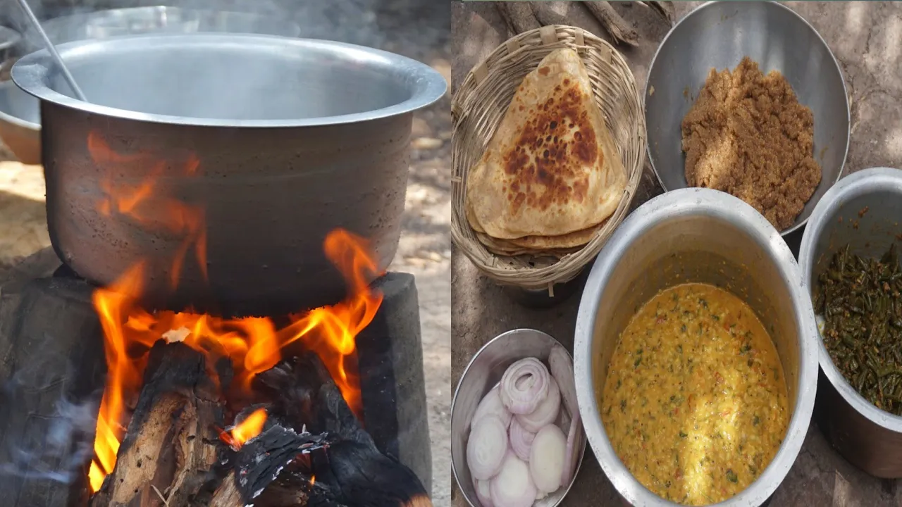 Sheera Urad Dal Barbati-Chawli Curry Paratha Recipe   Village Cooking Channel