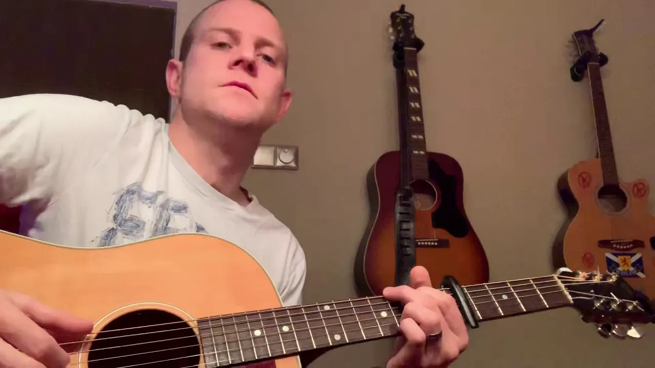 Santa Claus is coming to town - Acoustic Cover Santa Claus is coming to town - Acoustic Cover