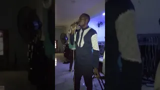 alayo melody singer on los kenge stage f22