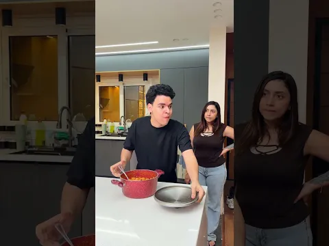لما تخش المطبخ بليل 😂😂