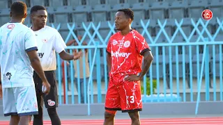 HUYU HAPA MTU KAZI KIBABAGE AMESHAANZA MAZOEZI YA PAMOJA NA KIKOSI.