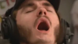 jschlatt can t stop screaming into the funny mic