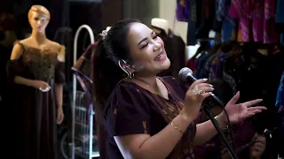 averiana barus mbuah page official live record 