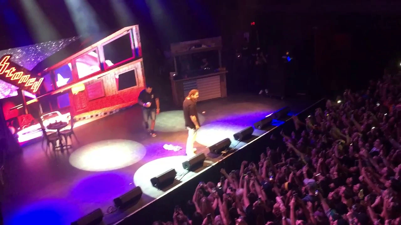 Post Malone - Too Young [Intro] LIVE (Stoney Tour) Silver Spring 9/16/17