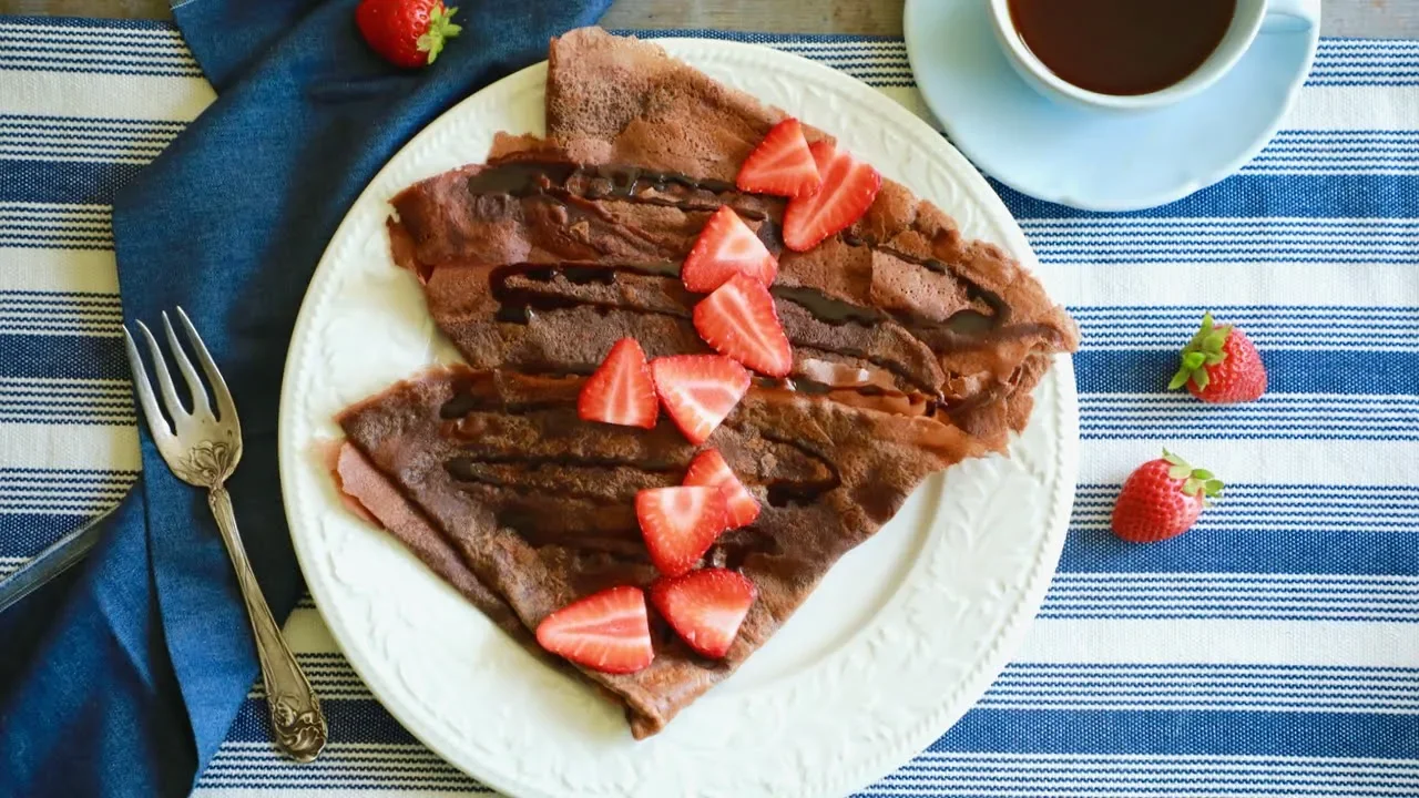 Easy Chocolate Crepes - Gemma