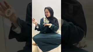 لما تجيلك هديه ومتعجبش امك#comedy #ماما #funny 