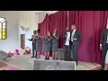 Download Lagu ABDERVAL cantando a música OS DEZ MANDAMENTOS na Cidade de MOCUBA