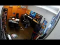 WANTED Bizarre Boost Mobile mugger