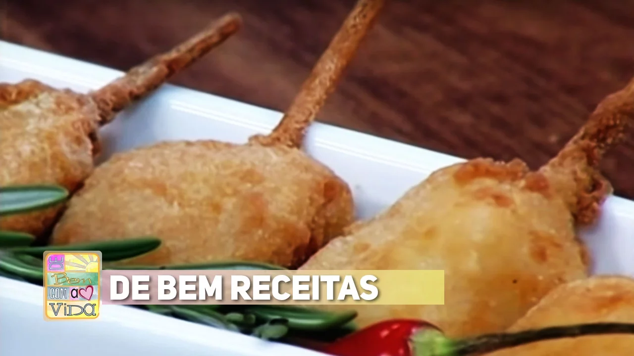 DE BEM RECEITAS COXINHA NO PALITO