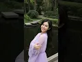 Lagu Beautiful girl in traditional costume
