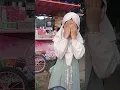 Download Lagu nadat ik van mijn studie thuiskwam, kocht ik ijs van mijn moeder