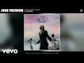 June Freedom - World Goin Crazy ft Jaz Karis