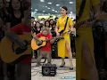 Download Lagu VIRAL MONYET MAIN GITAR DI BANDARA RUSIA BERSAMA PRAMUGARI CANTIK