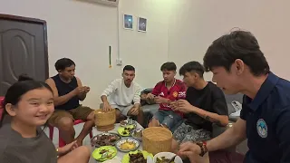 กินข้าวสามัคคี!! พูดเรื่อง คำสีอากอยก่อนรู้จักกัน มีแฟนก็มีพร้อมกันโสดก็โสดพร้อมกัน