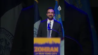 زهران ممداني يحيي والديه وزوجته 