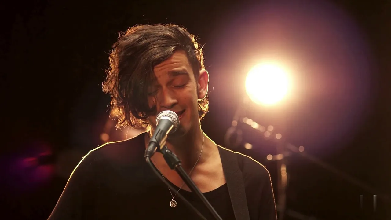 The 1975 - Robbers Live At (Yahoo Sessions 2014) The 1975 - Robbers Live At (Yahoo Sessions 2014)