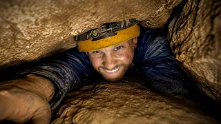 Casi me quedo atrapado en esta cueva tan agobiante