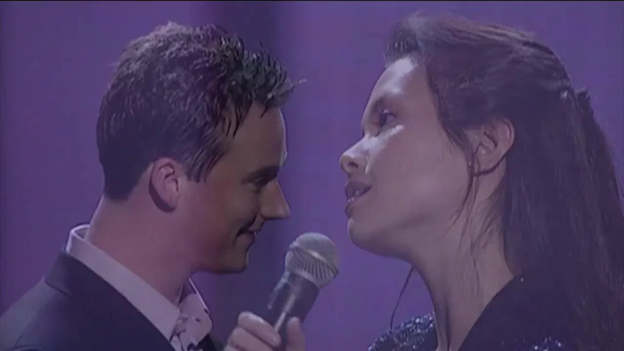 Lea Salonga and Russell Watson - Someone Like You (The Voice Concert -- 2001) *HD