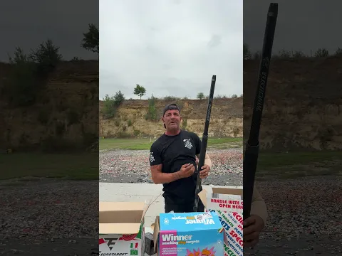 8 clay targets in this position... is there anyone who does that?