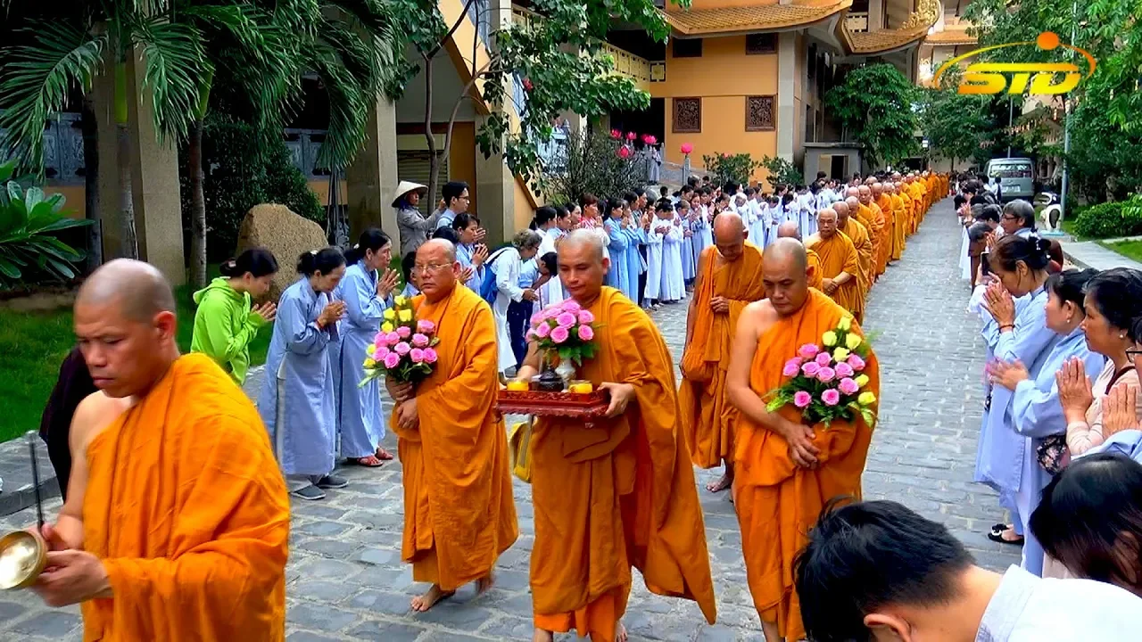 Hàng Ngàn Tăng Ni - Phật Tử tham dự Đại Lễ Vu Lan 2018 tại Pháp Viện Minh Đăng Quang - Q2