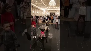 الاسد حضر كل القرود تلزم مكانها عمك يوسف عمتكم جومانه العالميه Baby Dance اكسبلور Funny  الاسد حضر كل القرود تلزم مكانها عمك يوسف عمتكم جومانه العالميه Baby Dance اكسبلور Funny