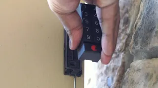 How to Replace Batteries in August Smart Keypad